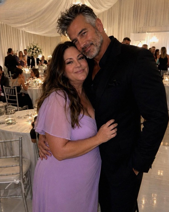 My Ex-Husband Invited Me to His Wedding to Humiliate Me, So I Hired a High-End Actor as My Plus-One — But Right as My Ex Walked Over to Gloat, My Fake Boyfriend Whispered a Secret That Turned Everything Upside Down
