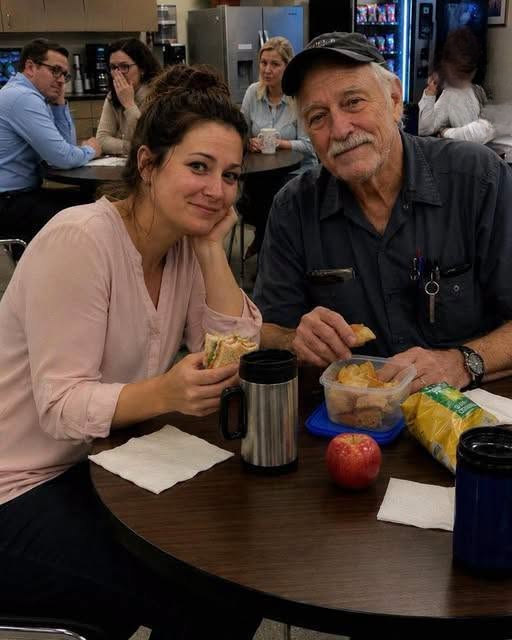 My Coworkers Mocked Me for Eating Lunch With the Lonely Janitor for 11 Years — Then His Lawyer Handed Me a Box at His Funeral