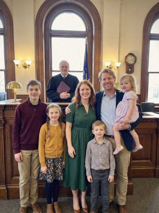 Five Young Siblings Were About to Be Separated Until One Single Dad Asked to Adopt Them All