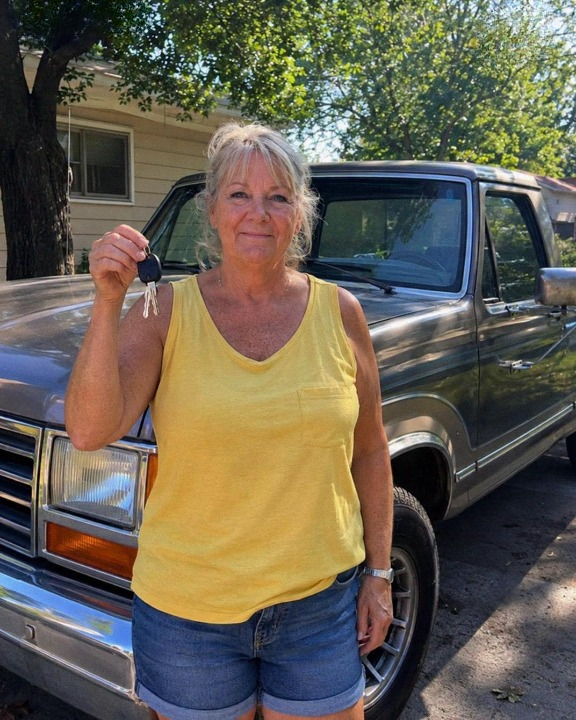 At 62, I Finally Learned to Drive After My Husband’s Death, but His GPS Revealed an Address I Had Never Seen