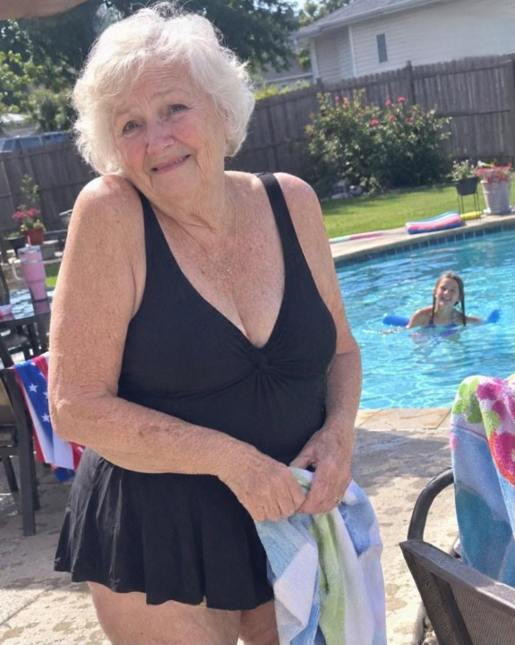 My Daughter-in-Law Told Me I Was “Too Old” to Wear a Swimsuit — Then Karma Stepped In