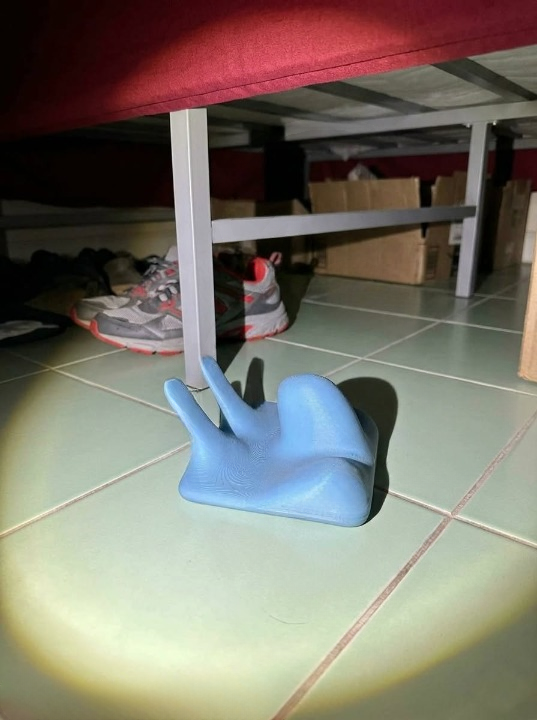 I Found a Strange Spiked Object Under My Son’s Bed During a Power Outage — Then I Discovered What It Really Was